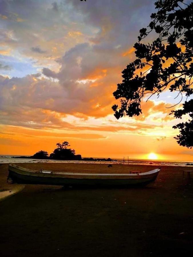 Sobrado Yemanja 200Mts Da Praia เซา เซบัสเชียว ภายนอก รูปภาพ